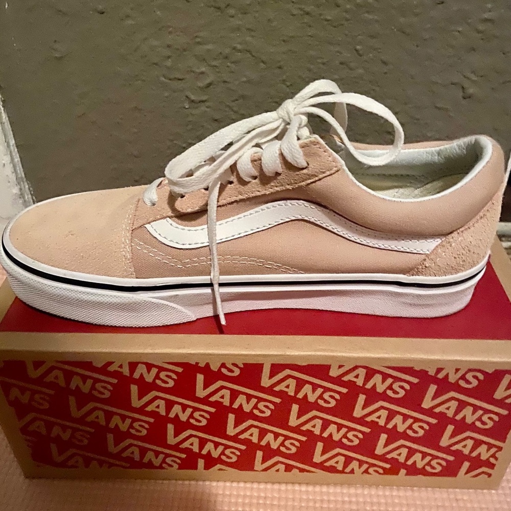 Women Frappe/White Old Skool Vans